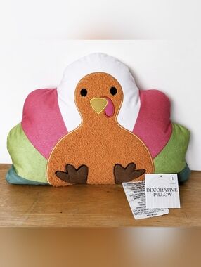 Thanksgiving Turkey Decorative Pillow – Cozy Fall Accent Cushion, T6MIS